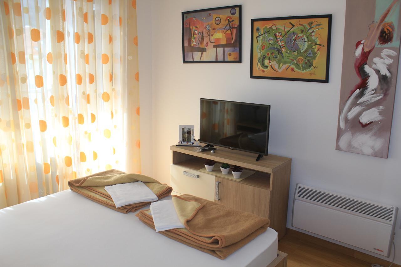 Pjerotic Apartment บุดวา ภายนอก รูปภาพ